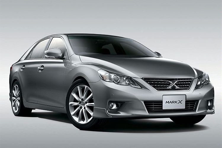 Fast Cars Online: Toyota Mark X 2011