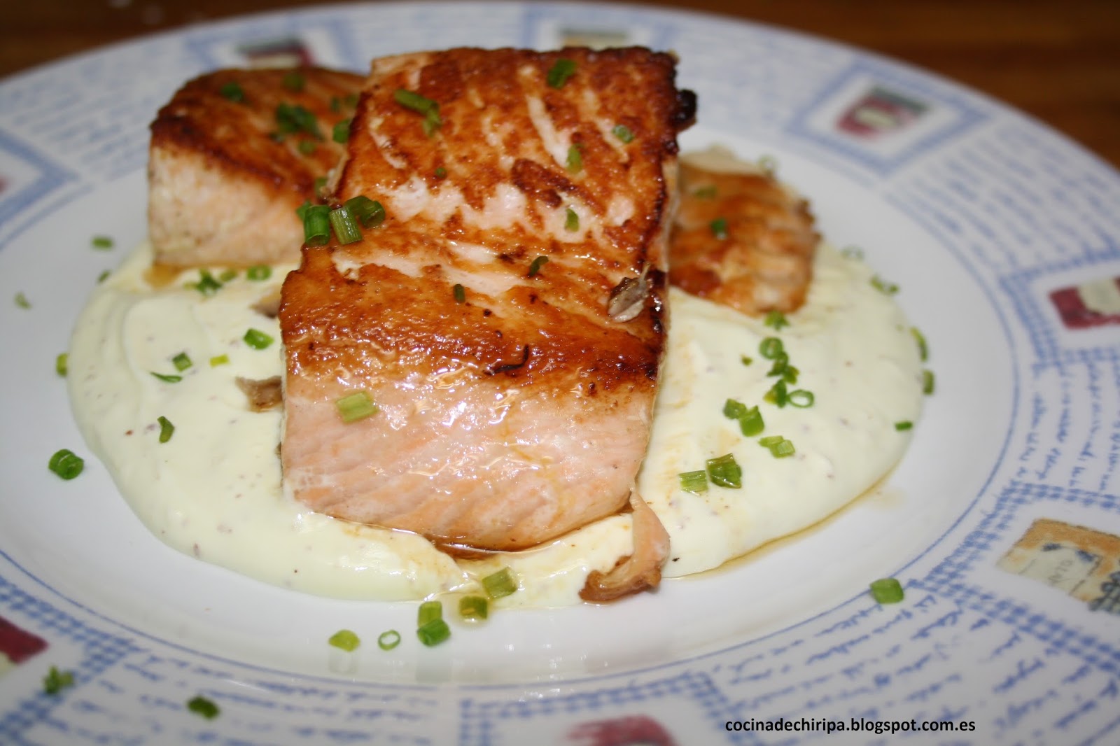 Cocina de Chiripa SALMÓN CON SALSA DE YOGUR