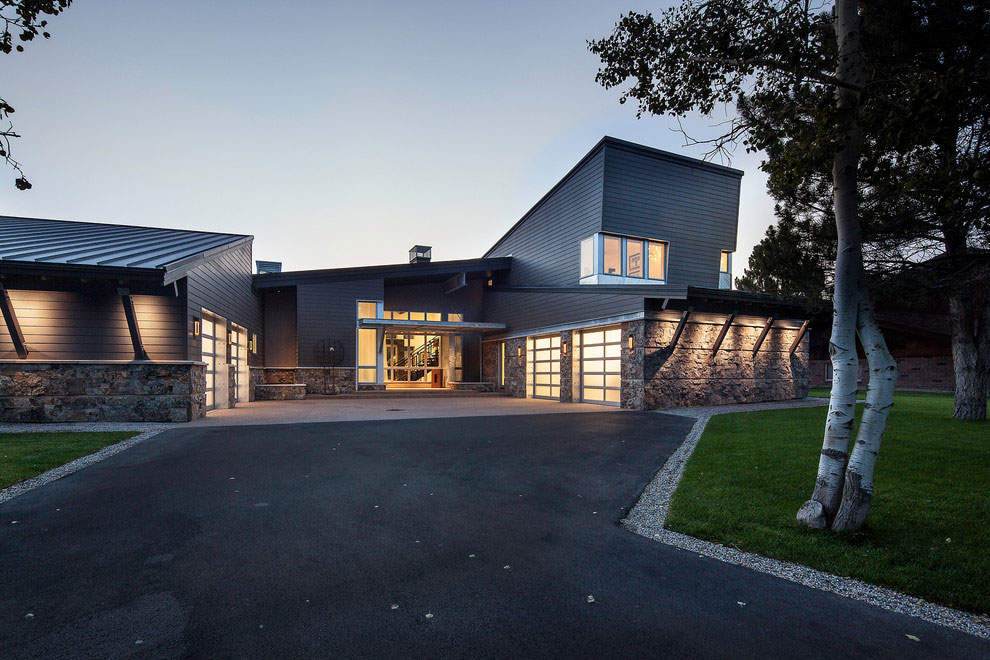 Espaciosa y Elegante es la Casa Diseñada por Jaffa Group Design Build