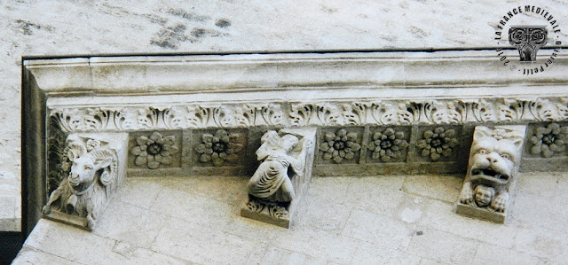 ARLES (13) - Cathédrale Saint-Trophime (XIIe-XVe siècles)