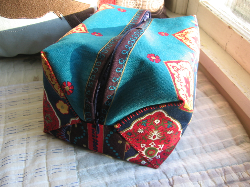 Errant Pear Makeup Bag Tutorial Dopp Kit Tutorial