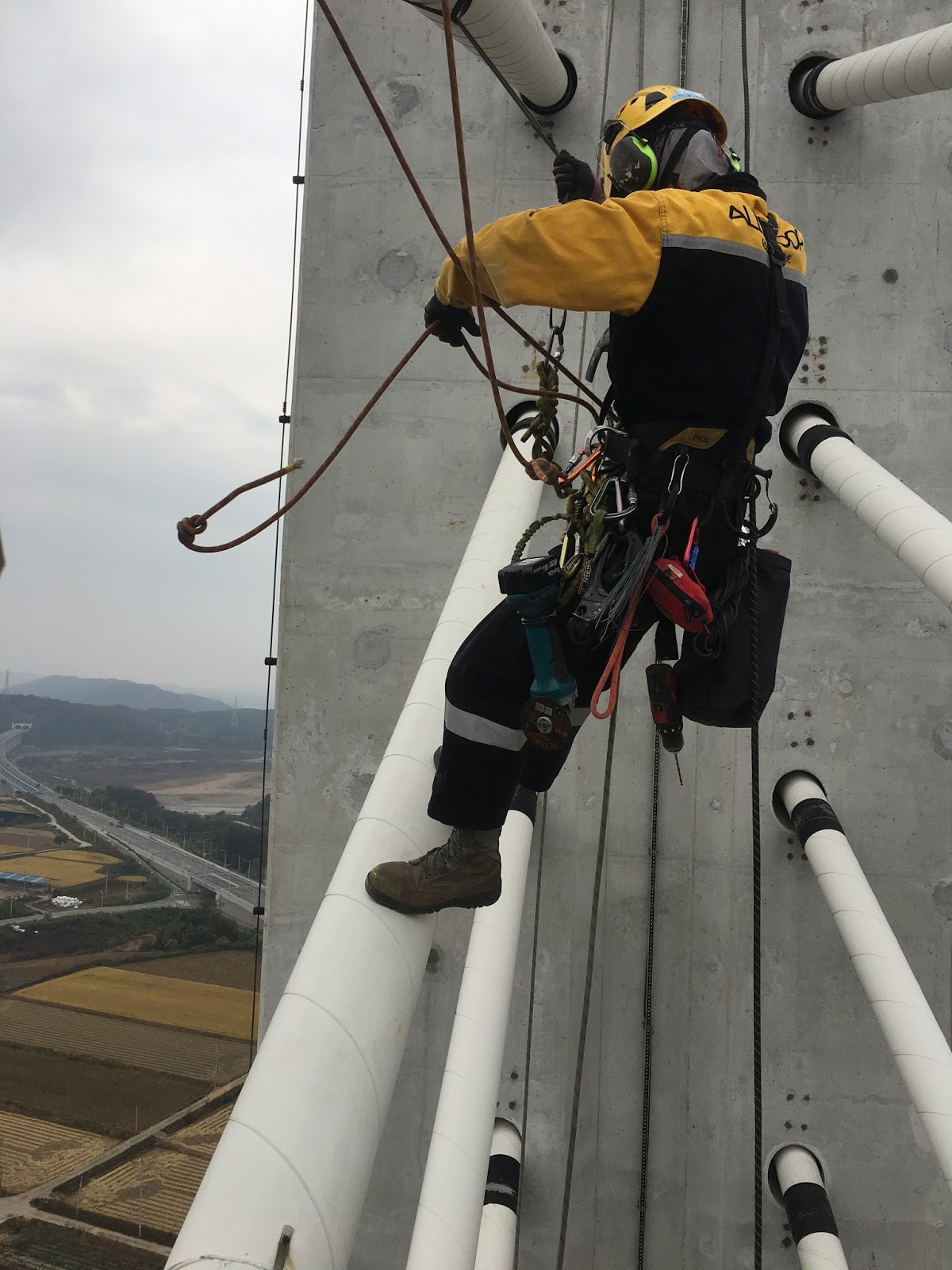 고층로프작업 & Rope Access Technician 대형 교량 로프접근작업 (Rope Access Bridge Work)
