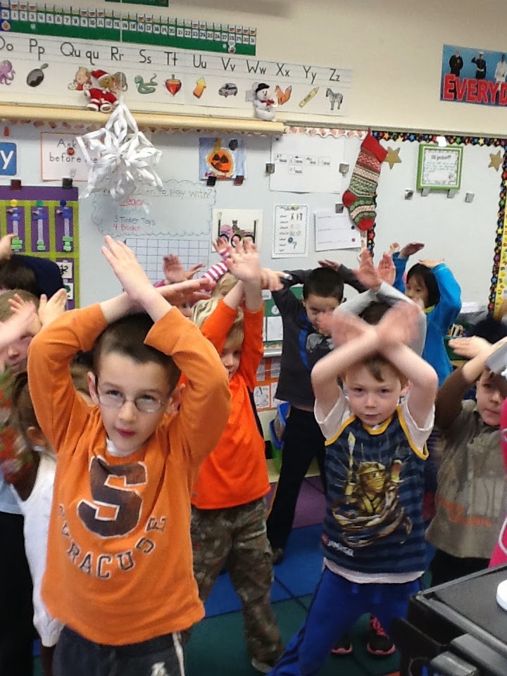 Mrs. Lloyd's Kindergarten Freeze Dance
