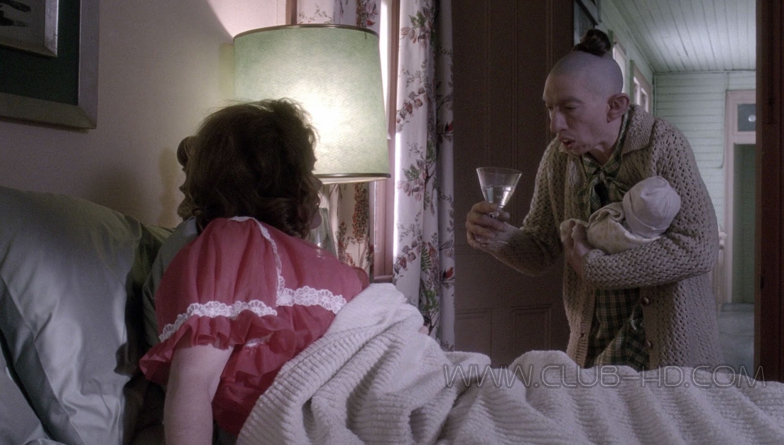 American_Horror_Story_T4_CAPTURA-9.jpg