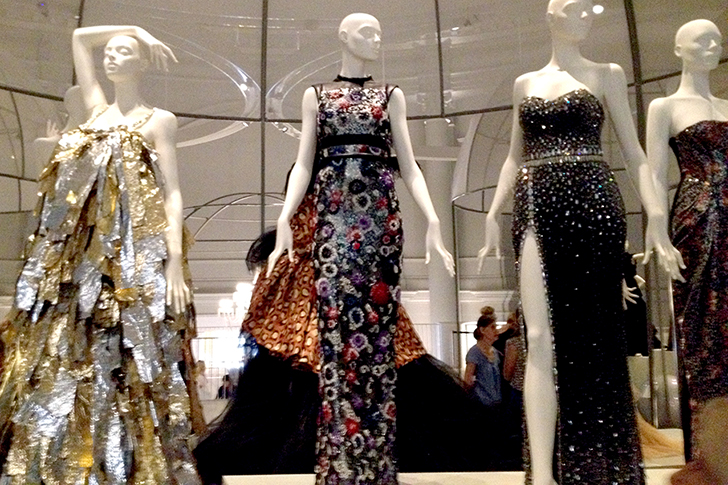 Redlipsswearing : V&A Re - OPENS with Ballgowns Exhibition