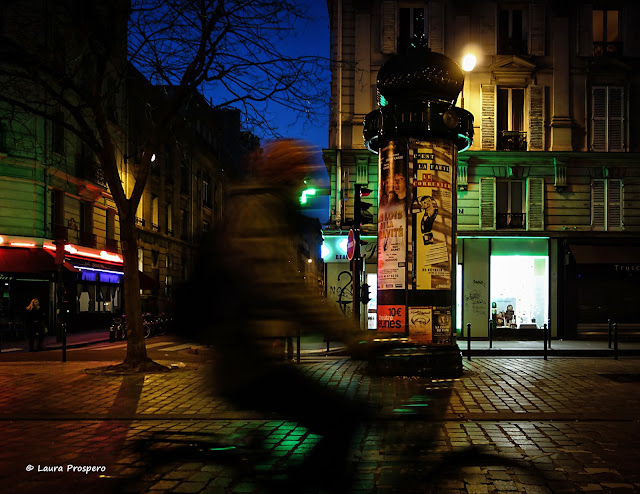 Colonne Morris, Place de la Fontaine Timbaud © Laura Prospero