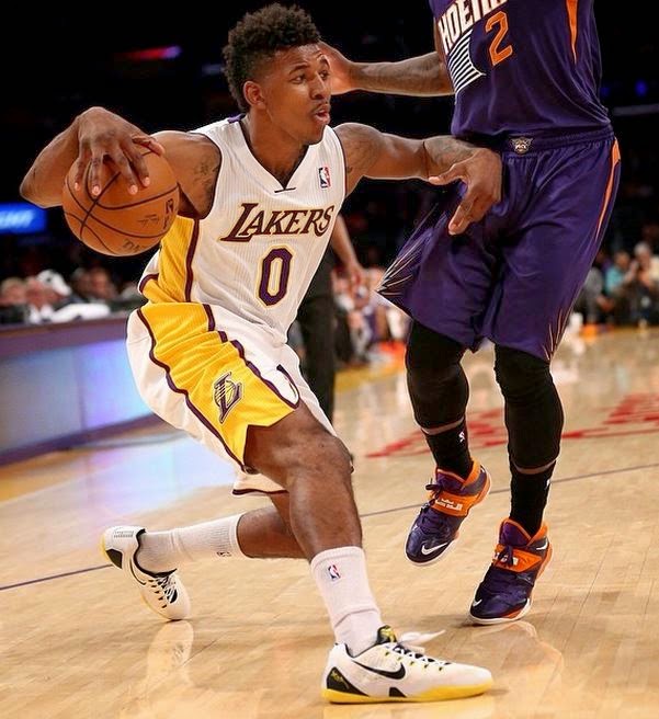 THE SNEAKER ADDICT: Nick Young Wearing Nike Kobe 9 EM Low ...
 Kobe 9 Low On Feet