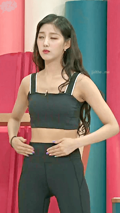 안마기 붙인 러블리즈 예인