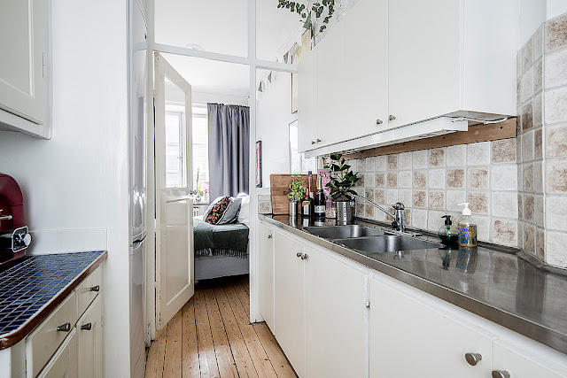 Dalslandsgatan 7, A delightful apartment in Stockholm with beautiful 20's details