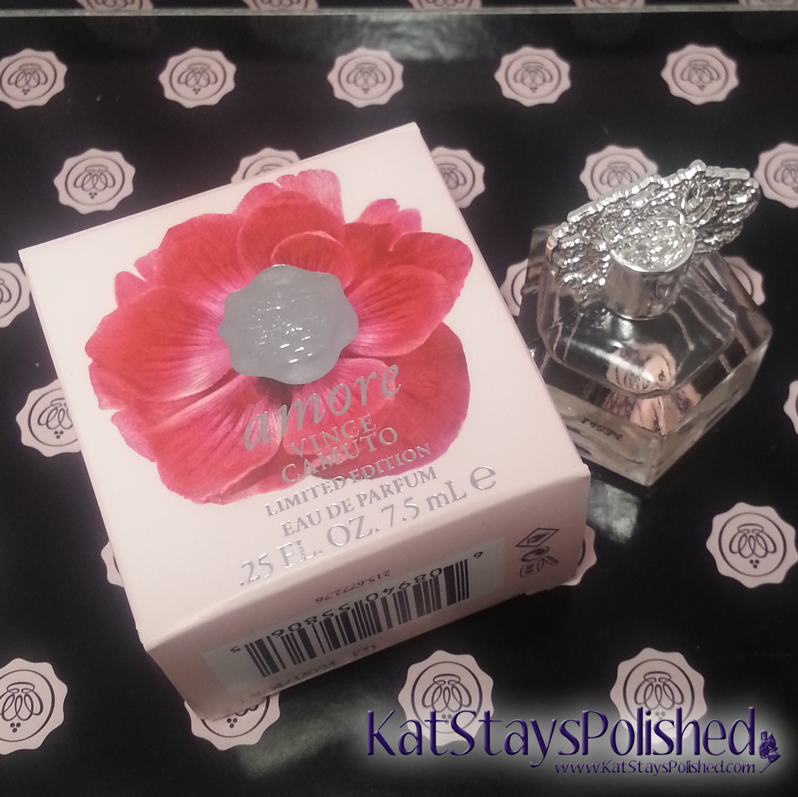 Glossybox October 2014 - Vince Camuto Amore eau de parfum | Kat Stays Polished