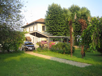 villa con terreno in vendita a Cormano confine con Bollate