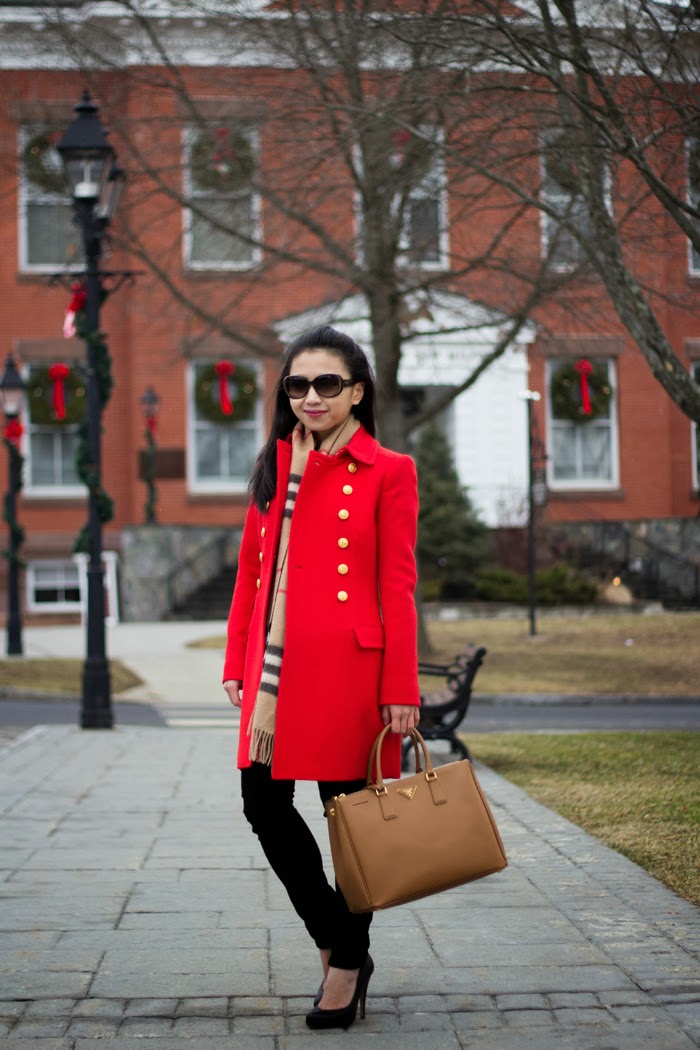 Varsity Jacket - Elle Blogs