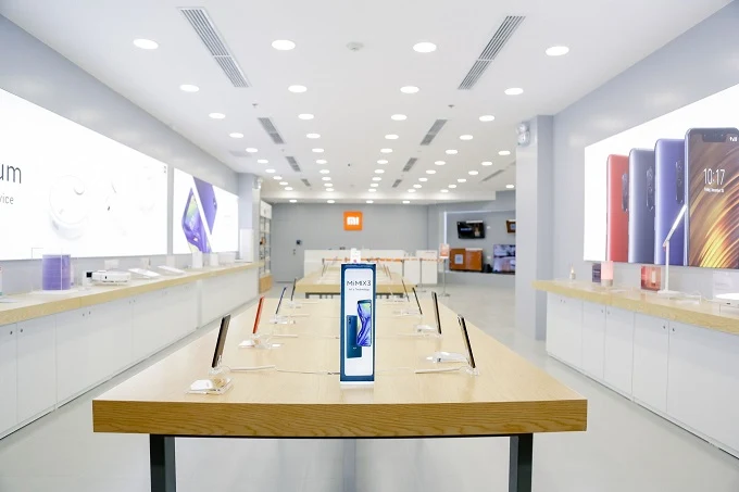 Xiaomi opens 7th Mi Authorized Store in Market! Market!, Signal Availability of Redmi Note 7 and Mi 9
