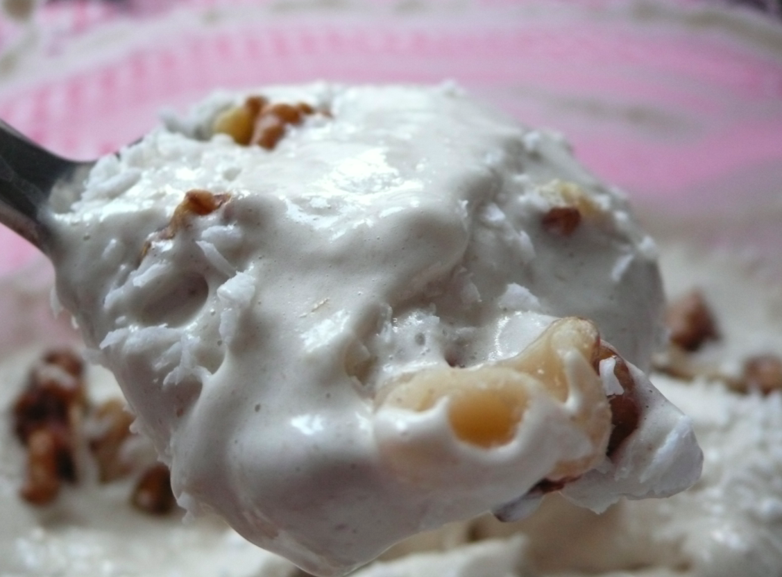 Raw & Strong Walnoot, Vanille, Kokos & BanaanProtein fluff