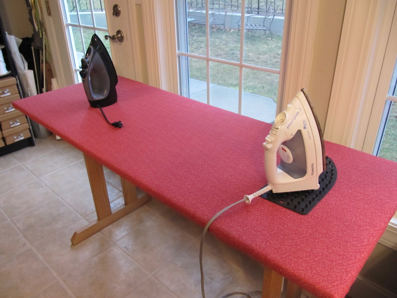 Wool Ironing Mat Review - Comparisons With an Ironing Board