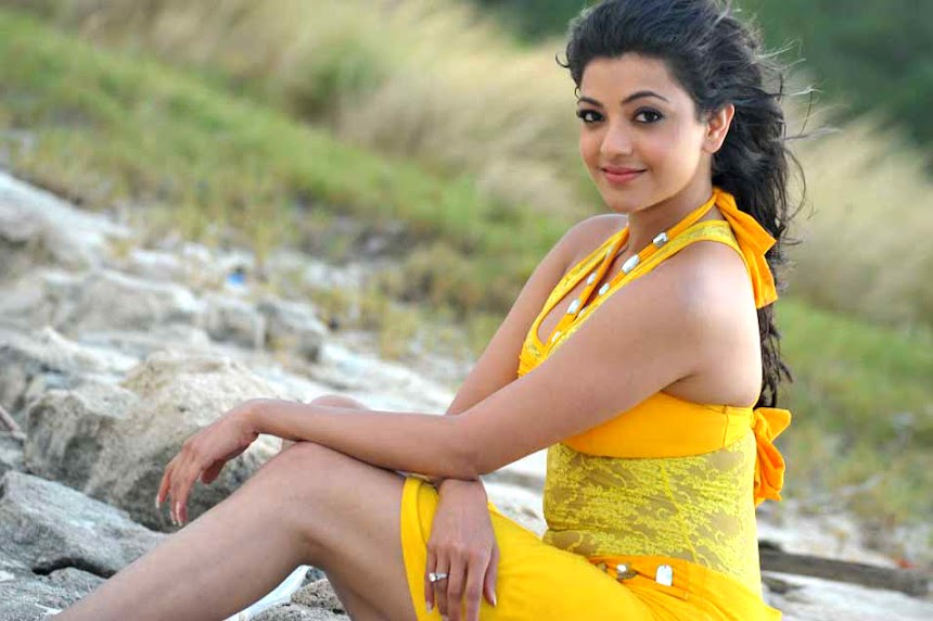 Kajal Aggarwal Hot Yellow bikini