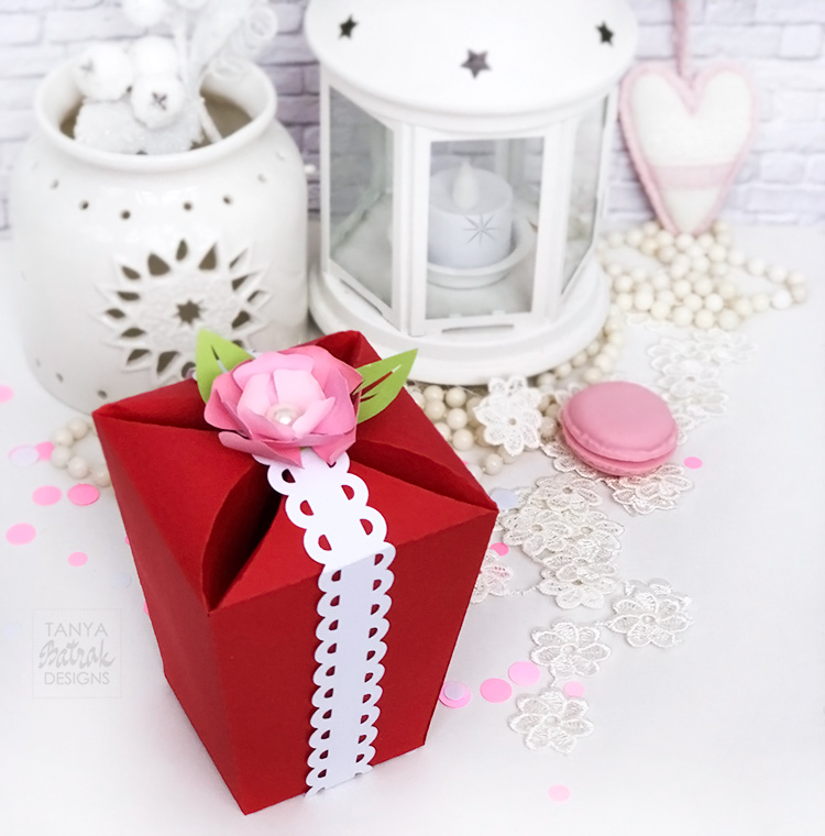 DIY Gift Box for Valentine's Day Scrapbooking by Tanya Batrak