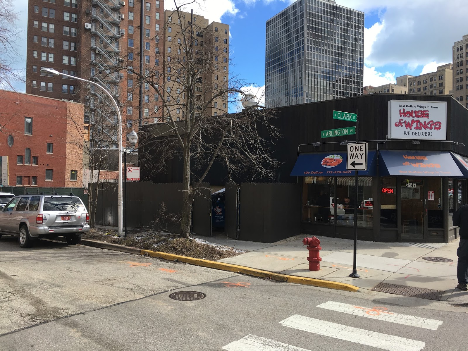 The Chicago Real Estate Local House of Wings Lincoln Park gets new