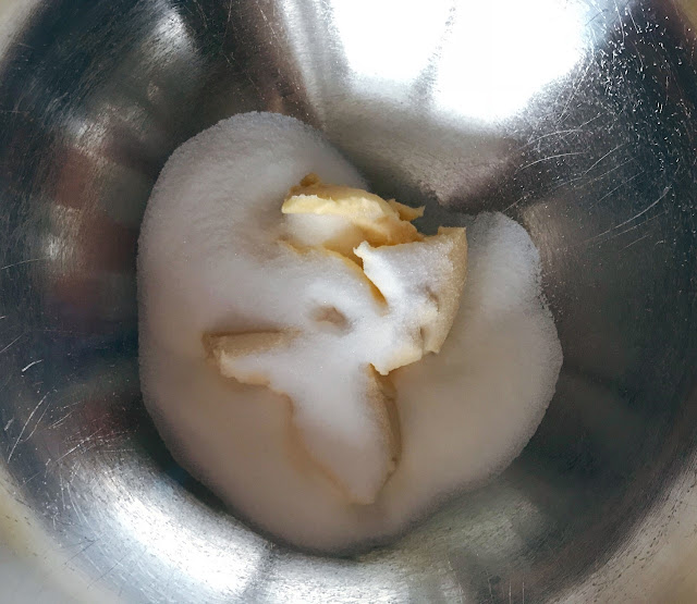 mixing bowl with sugar and butter