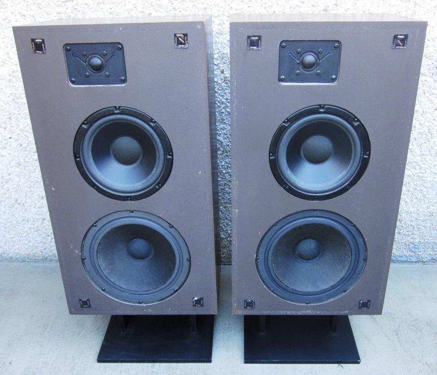 advance electronics speakers