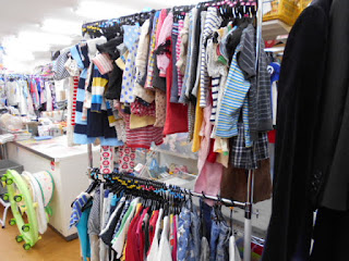 １００円子供服２５３着補充しました