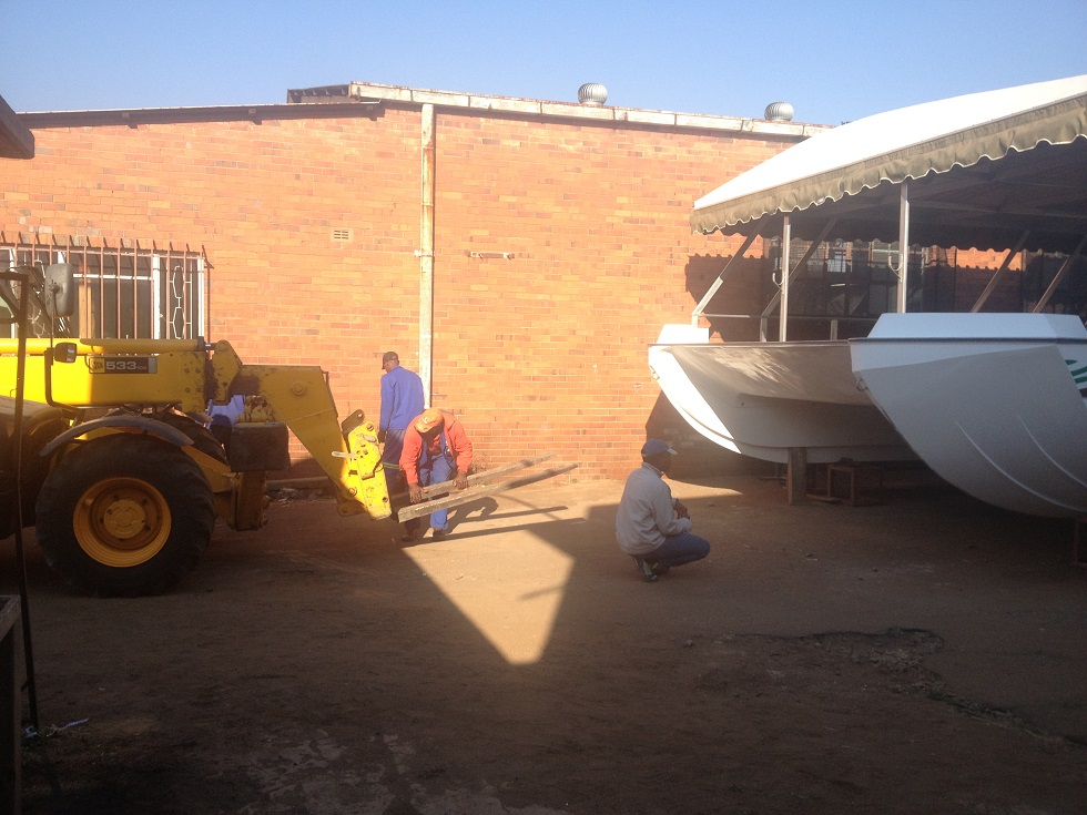 Turbo Glass Tourist Cruise Boats in Zimbabwe