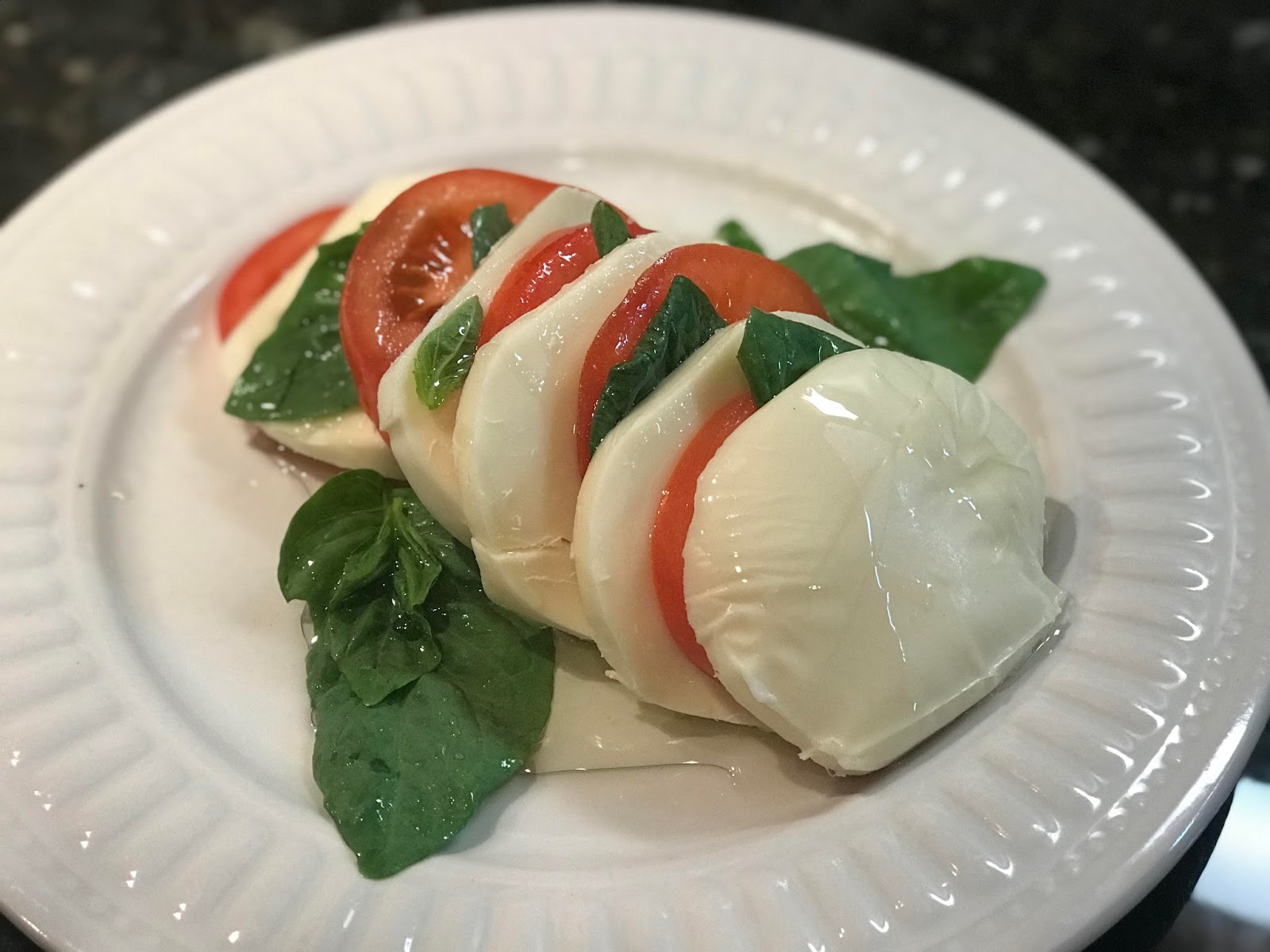 CROWDED KITCHEN Insalata Caprese