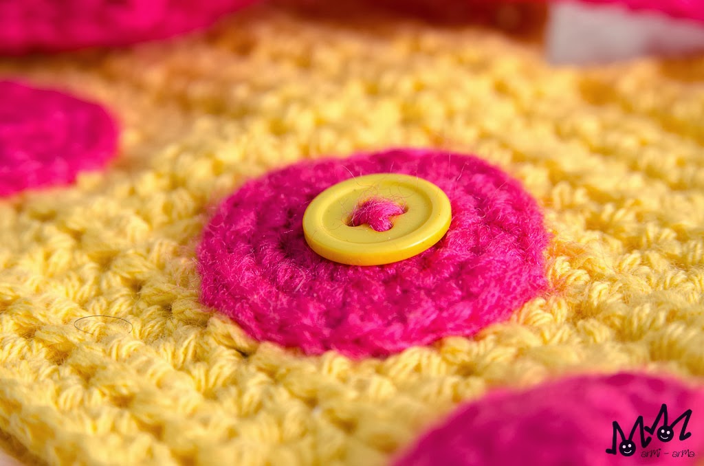 arMiarMa Blog Coronas de crochet, pequeños detalles.