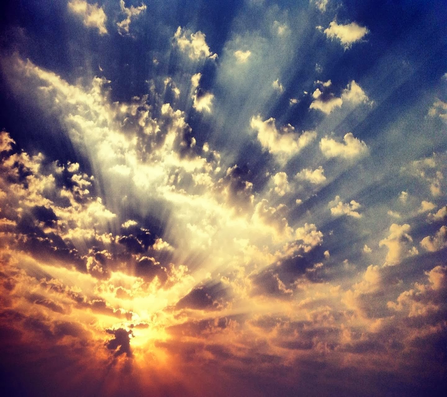 Sky Hd wallpaper free download for android smart phones ~ Urpouch