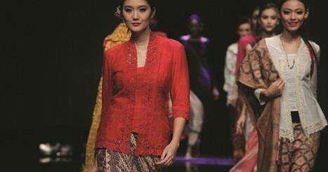 Contoh Teks Eksposisi Wewaler Jawa - Sinter G