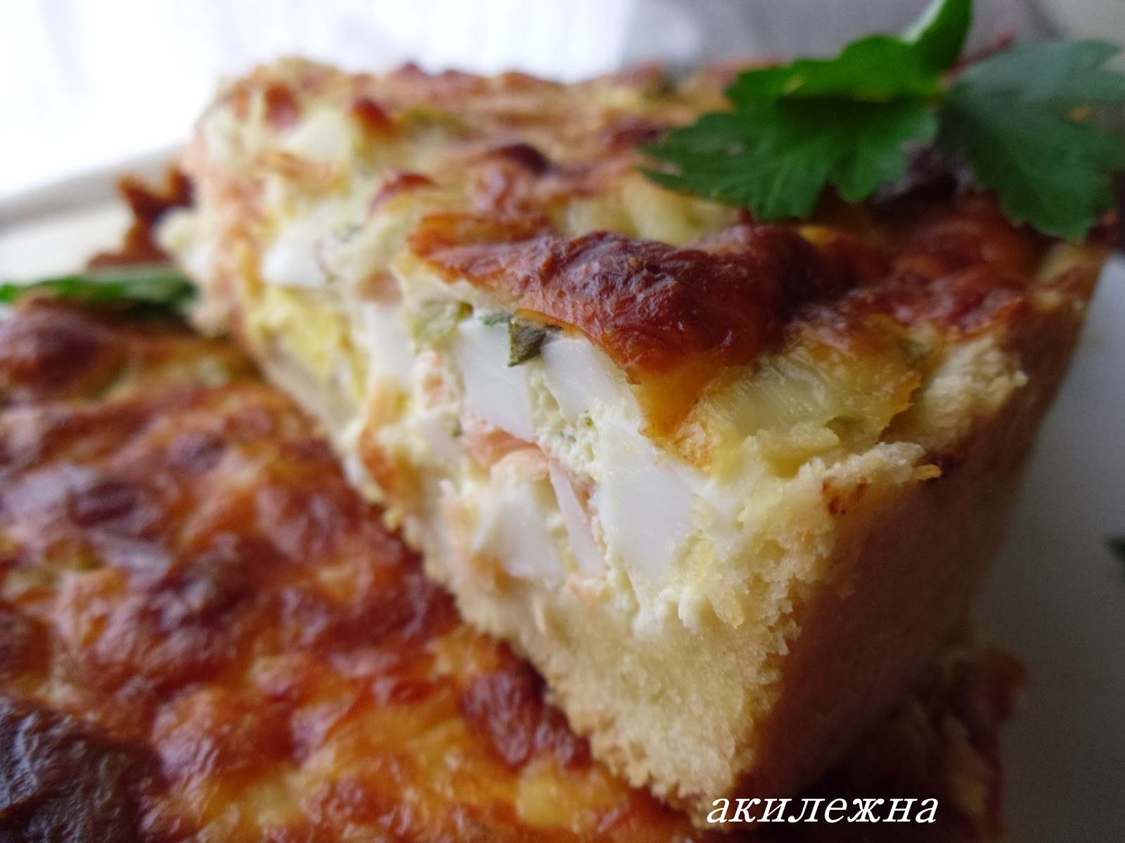 Пирогалики. Пирог с тунцом. Торт тайна востока. Невская булка. Рецепты акилежны.