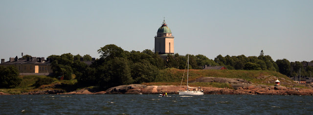 Purjeveneellä Vallisaareen 5 Purjeveneellä Vallisaareen 4