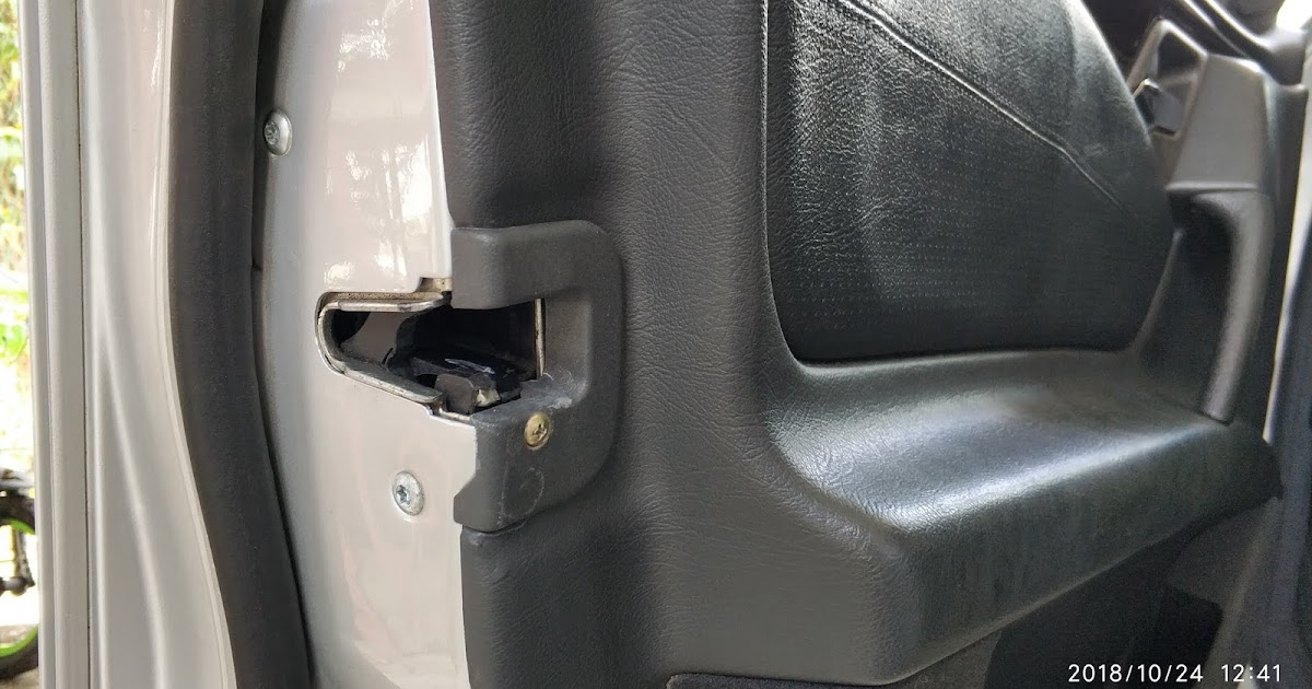 2010 lariat front passenger door latch 2010 lariat front passenger door latch