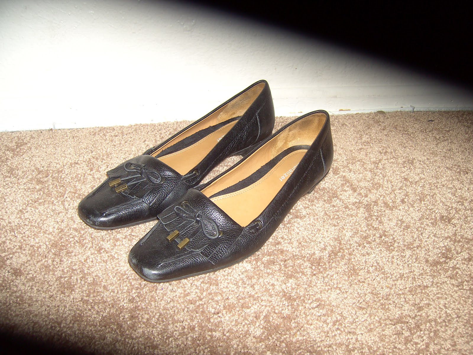 naturalizer shoes low heel