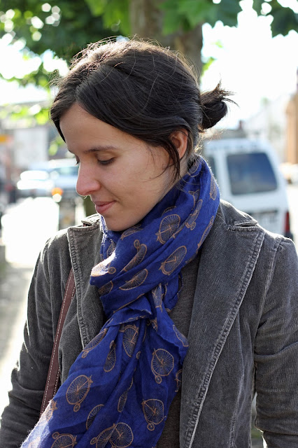 Bicycle scarf