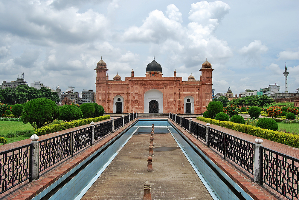 Lalbagh Fort (Mughal royal residence)