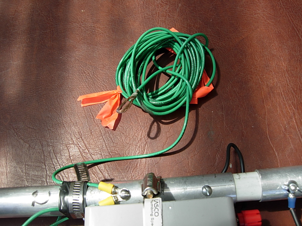 W7YV Ham Radio RF Baluns and 20M Vertical Antenna Photos