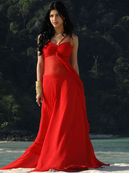 Shruthi Haasan Hot Photos