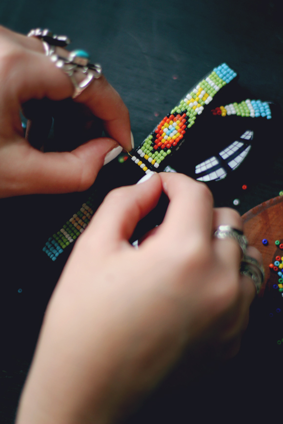 Как украсить очки бисером: пошаговый мастер-класс