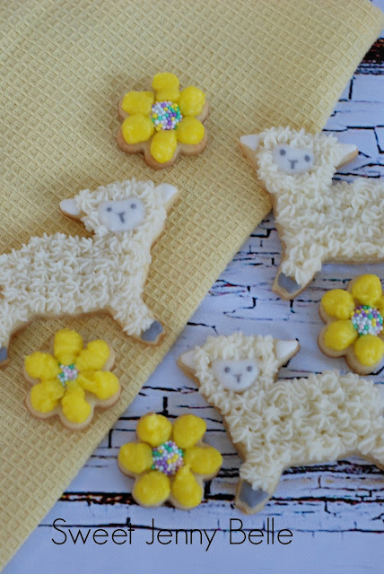 buttercream lamb sugar cookies by Sweet Jenny Belle