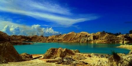 6 Tempat Wisata Menarik di Bangka Tengah Untuk Liburan Ex Mining Perlang