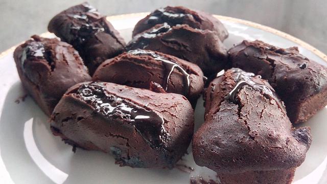 Brownies balok viral q-anom