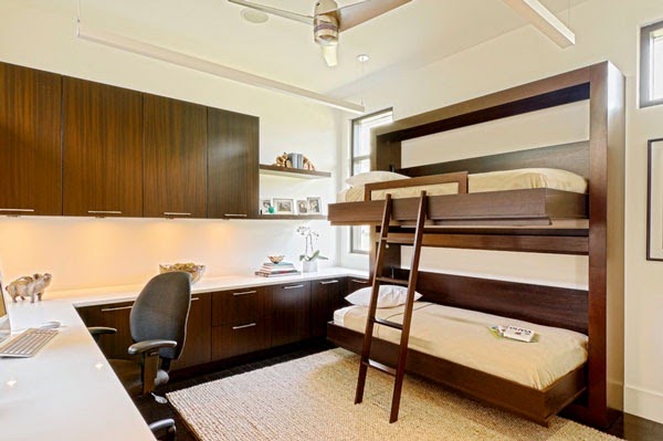 Children&#8217;s room with bunk beds