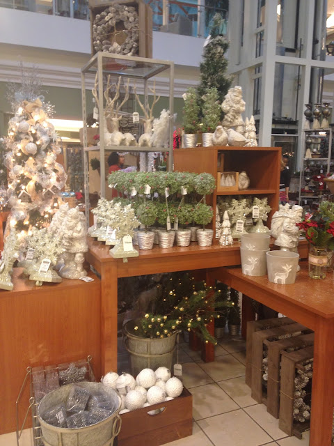 of life and style: Decking the Halls: NFM Holiday Preview