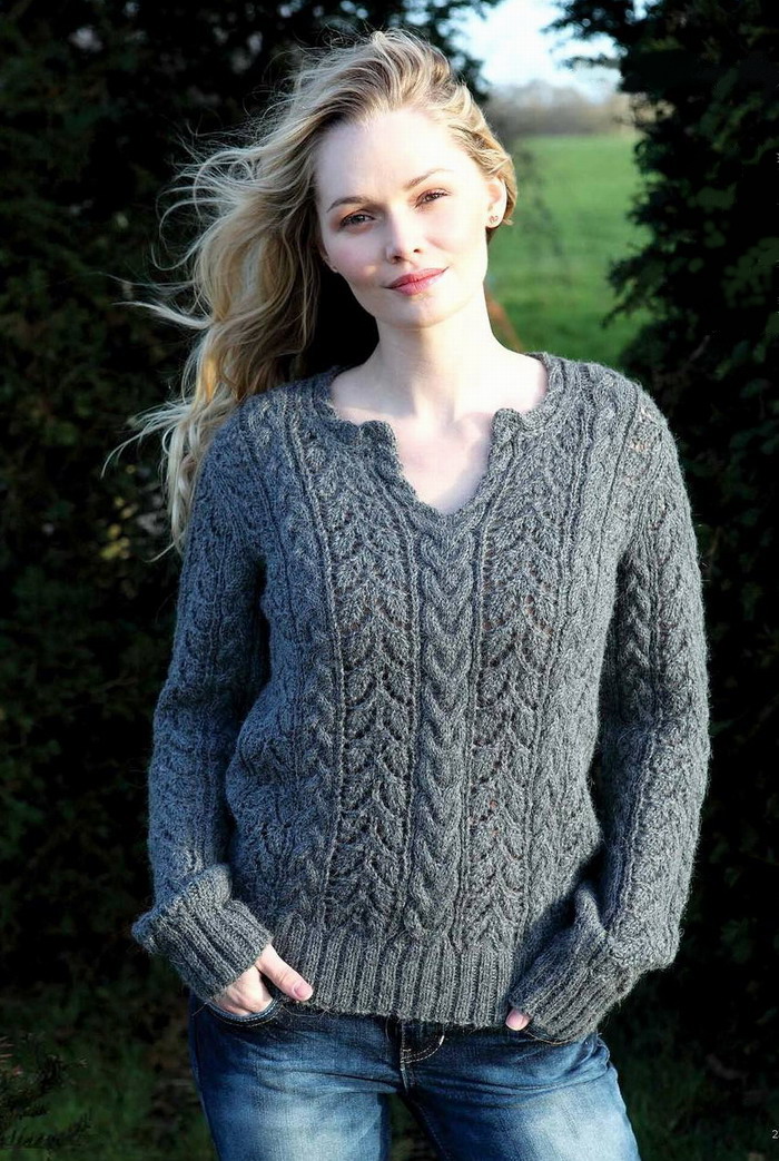 Irina: Cable and leaf lace jumper