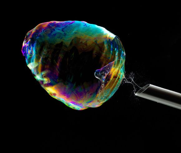 Fabian Oefner fotografia alta velocidade cores vibrantes ciência bolhas de sabão
