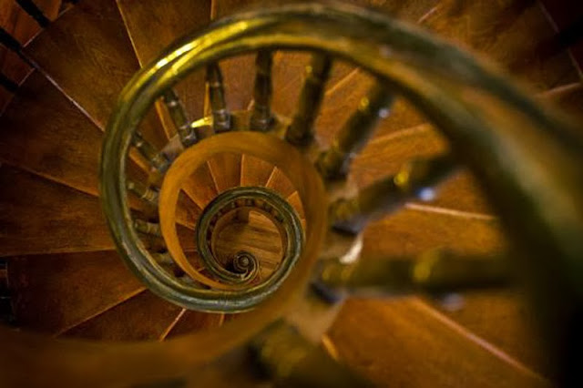 Descubre TU MUNDO: La escalera milagrosa de Santa Fe (escalera de San José)