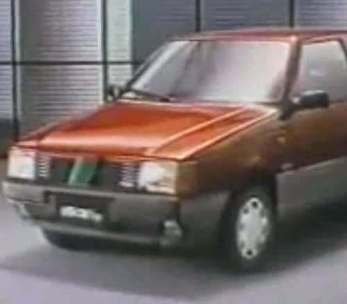 Propaganda de lançamento do Fiat Uno CS em 1988. Edição comemorativa de 1 milhão de carros vendidos no Brasil.
