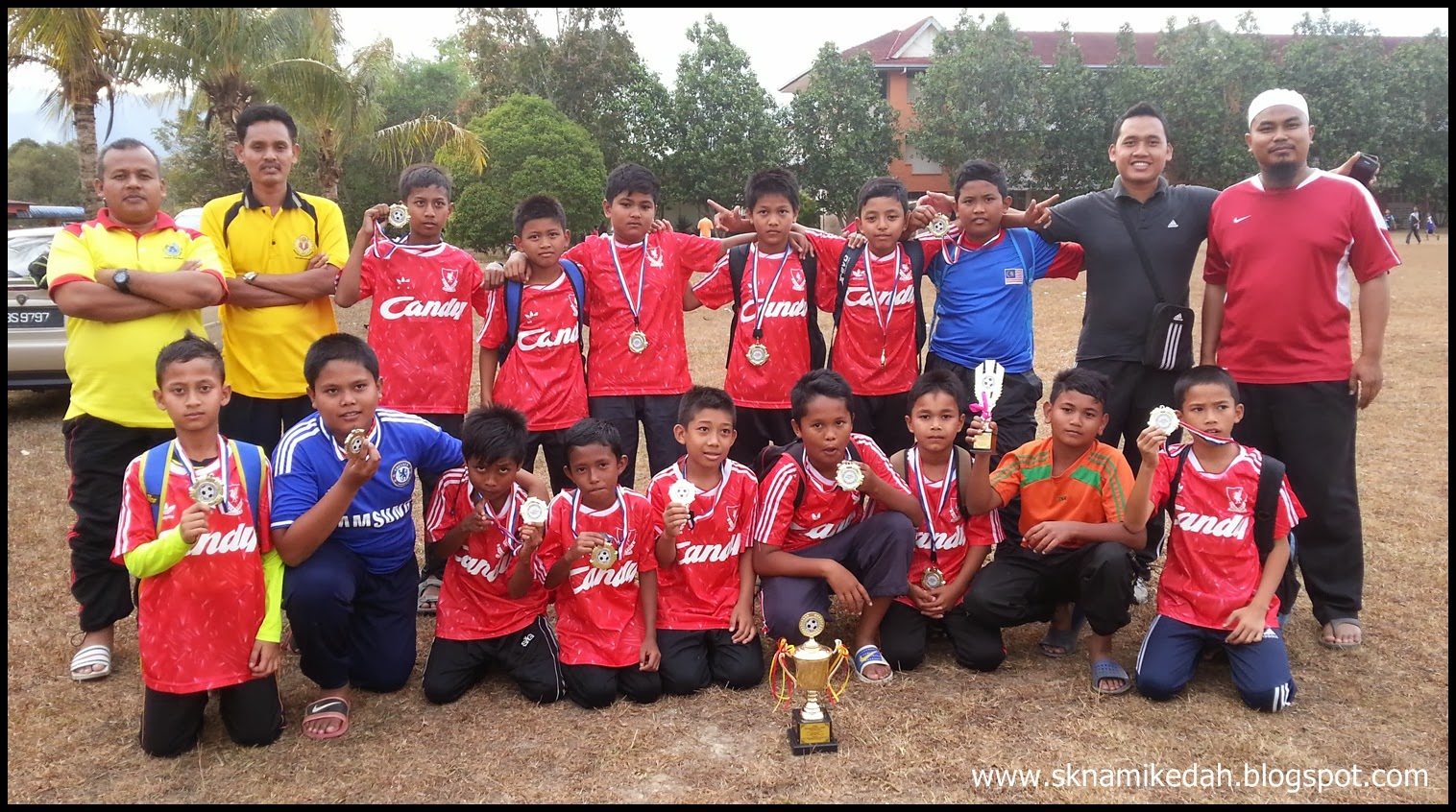 SEKOLAH KEBANGSAAN NAMI: Pertandingan Bola Sepak 4 Penjuru Bawah 12