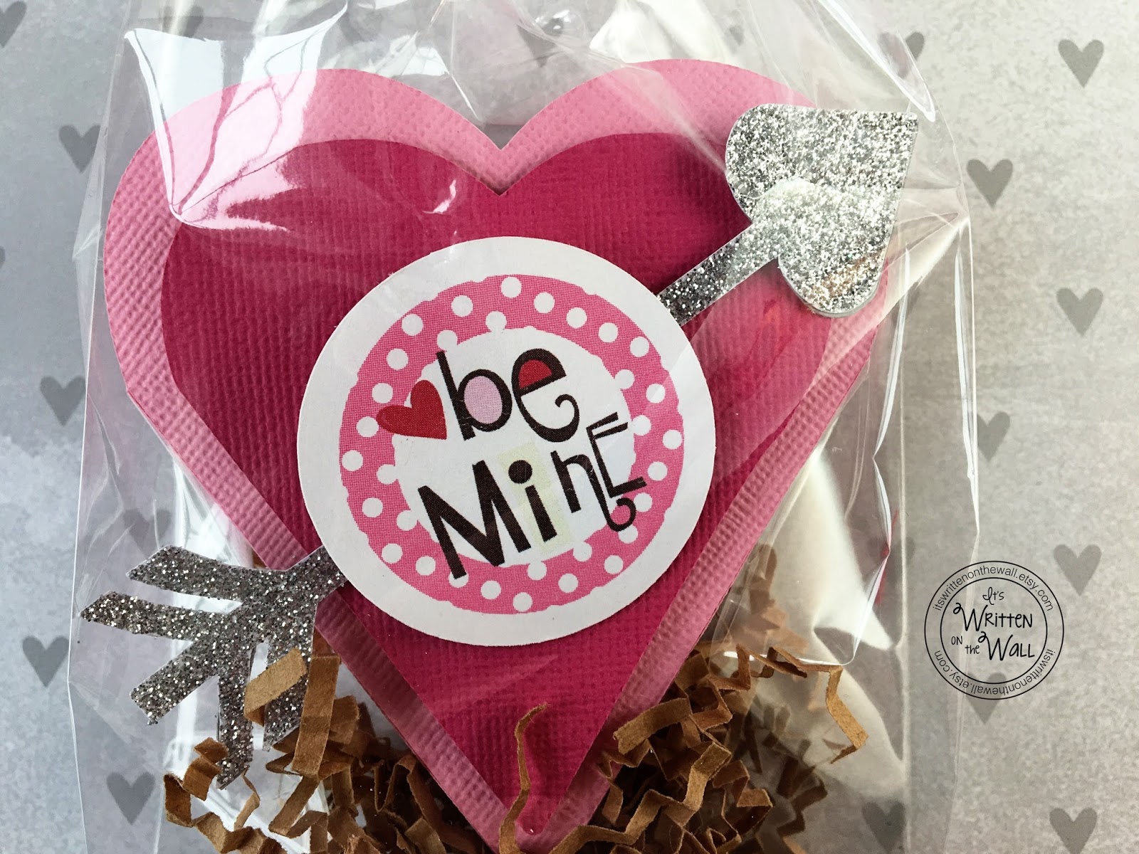 Feel the love with valentines treats! It's Written on the Wall: Heart to Heart Valentine Treat Box for family